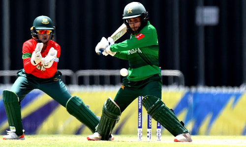 Bangladesh push past Pakistan in gripping warm-up contest