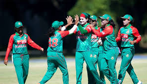 Bangladesh spinners dominate, Pakistan take 130-run lead