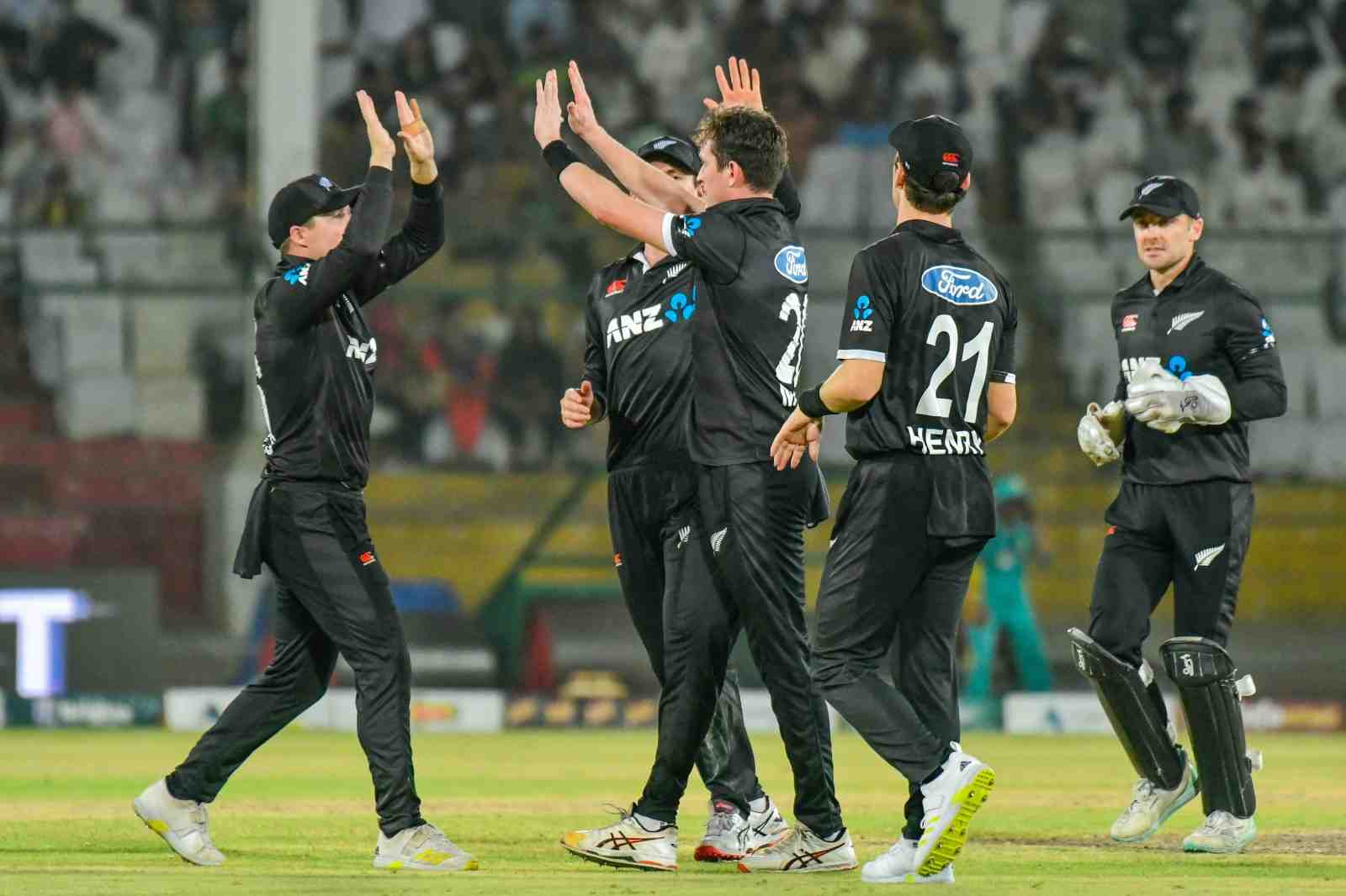 Cricket News: New Zealand beat Pakistan by 47 runs in the last ODI