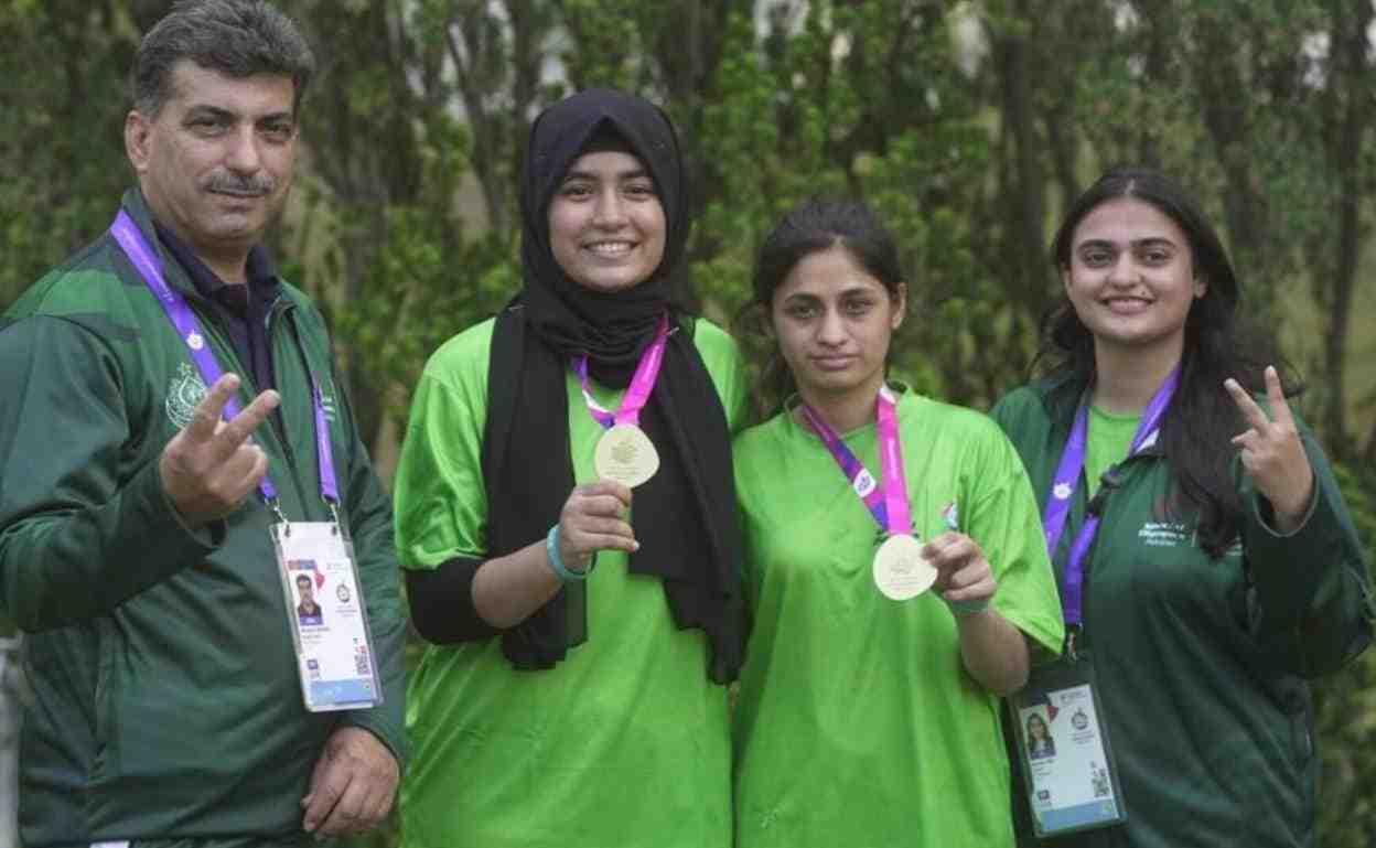 World Special Games: Faiza and Naheen clinch golds in Badminton