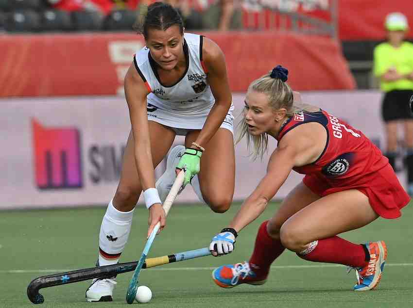 Hockey News: USA women leave mountain to climb to avoid relegation