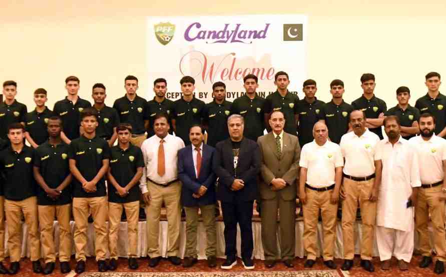 Bhutan-bound Pakistan U-16 football team honoured by Candyland