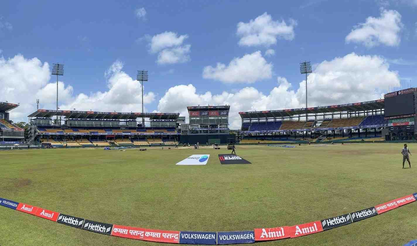 Traditional rivals Pakistan and India clash afternoon in Colombo today