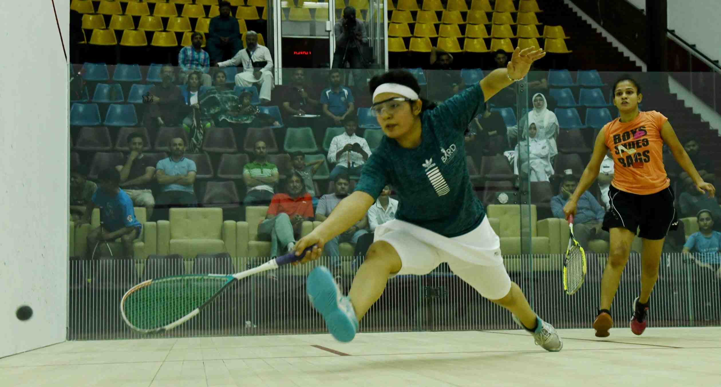CNS Squash: Nasir Iqbal and Mohamad Zakaria qualify for a final