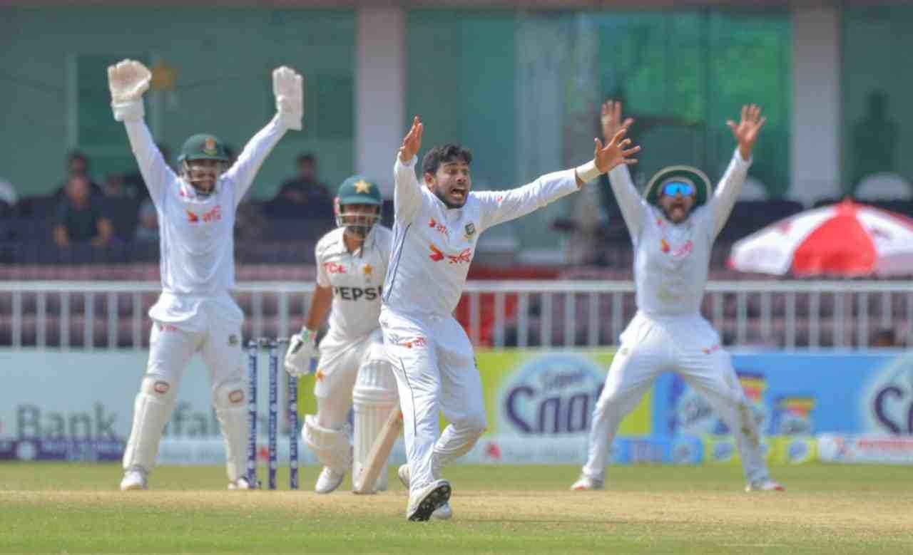 Pindi Test (Day-4): Bangladeshi pacers spin Pakistan in first session