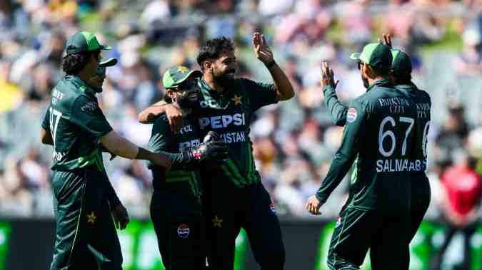 Pakistan crush Australia by 9 wickets to square ODI Series 1-1