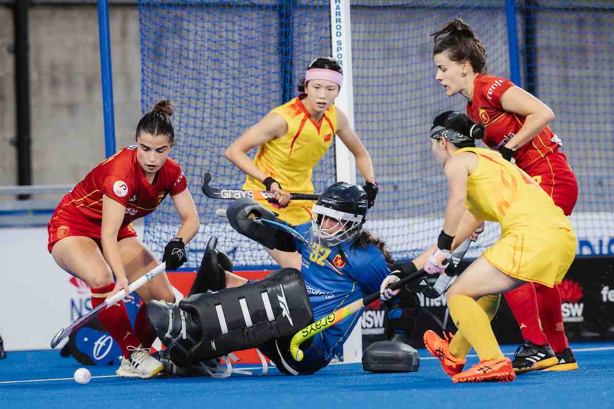 Chinese women break seven-year drought against Spain in style