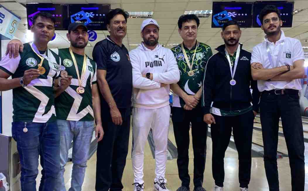 Ejaz-ur-Rehman wins ITBA Masters Ten Pin Bowling Cup