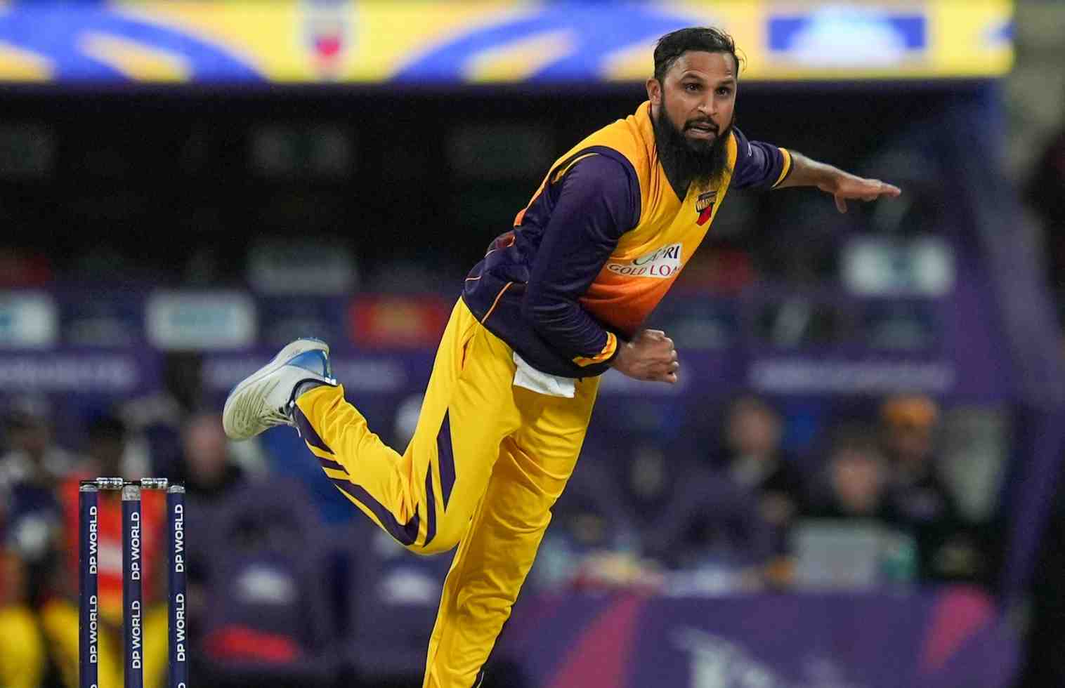 Sharjah Warriorz beat Abu Dhabi Knight Riders by four wickets