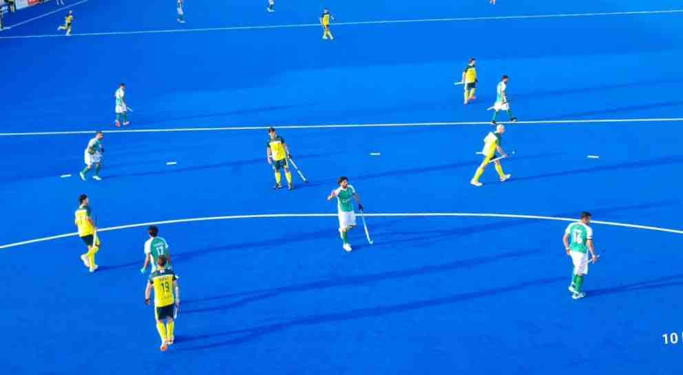 Australia beat Pakistan 3-2 in first match of tour