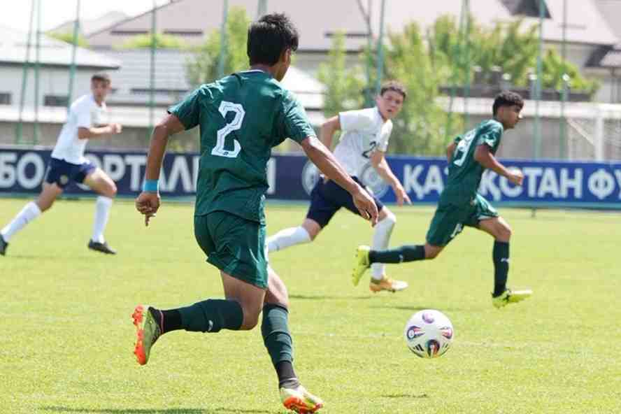 Valiant Pakistan edged by Russia in UEFA U-16 Tournament