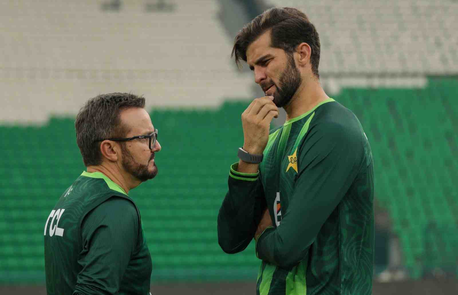 Pakistan eye third successive win as they take on England in Lahore ODI