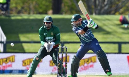 Pakistan beat Bangladesh by 21 runs in Tri-Nation Series