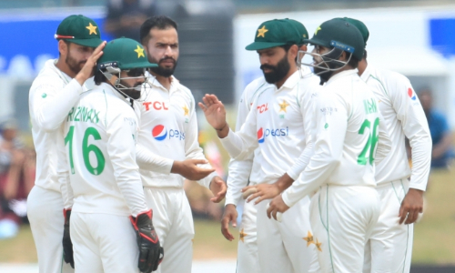 Hosts Sri Lanka post 315 for six on day-one of the second Test against Pakistan