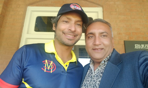 Cricket-hero Pakistani bus driver meets Kumar Sangakkara