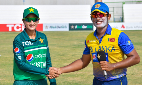 Sri Lanka beat Pakistan by 93 runs in final ODI, Chamari hits ton