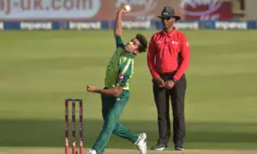 Mohammad Hasnain allowed to resume bowling