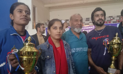Alja declared champion, as injury forces Mahoor to leave the final, Murad lifts title
