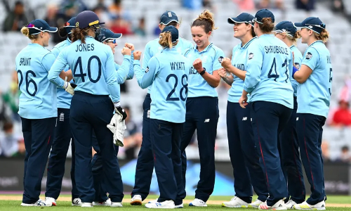 ICC CWC 2022: England hold on to keep World Cup chances alive