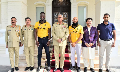 Former international Cricketers meet Qamar Bajwa