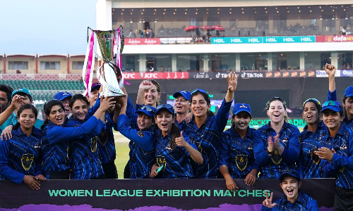 Amazons Women beat Super Women by 33 runs to win the series 2-1