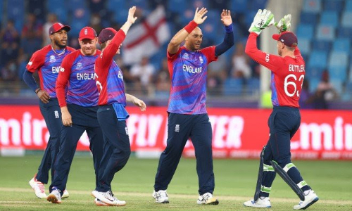 England grab an easy win against Bangladesh