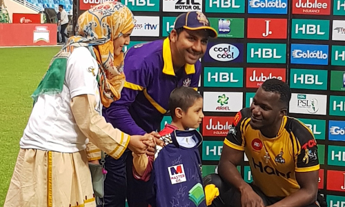 HBL PSL to observe childhood and breast cancer awareness days