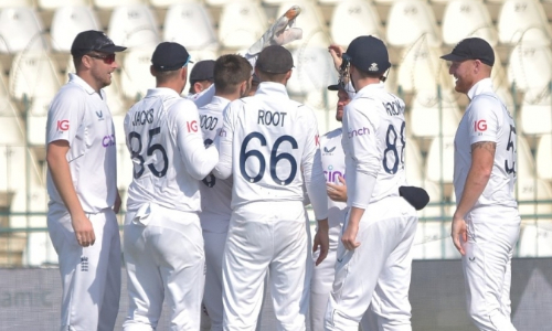 Multan Test: England overcome Pakistan by 26 runs to seal Series 2-0