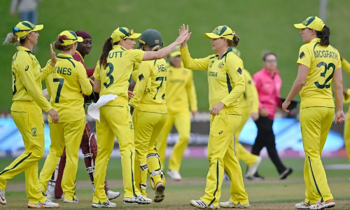 Australia advance to World Cup final with emphatic win