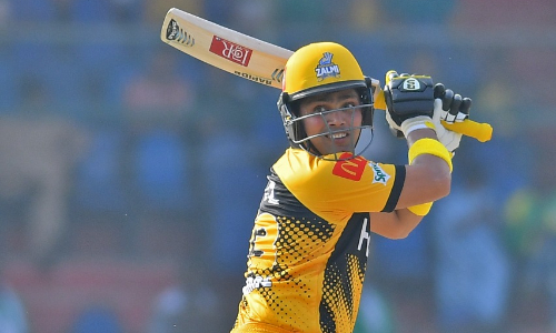 Kamran Akmal 101 helps Peshawar Zalmi six-wicket win