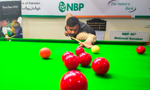 National Snooker: Umair topples heavy weight Mubashir 4-2