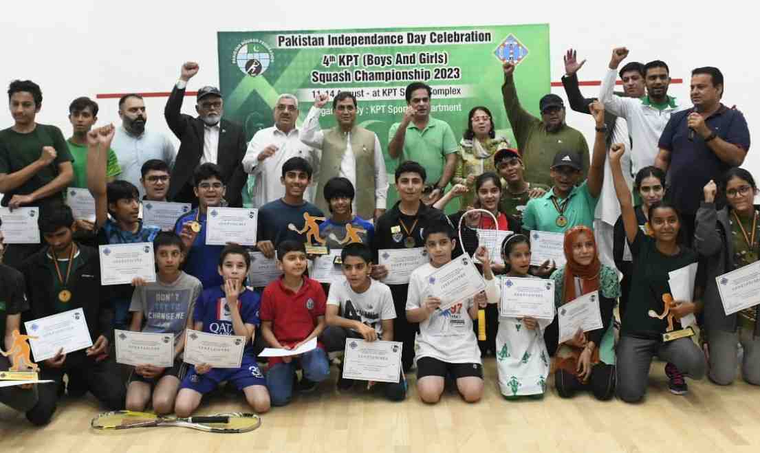 Huzaifa Shahid, Huzaifa Ibrahim, Aina Sheikh clinch titles of KPT Squash