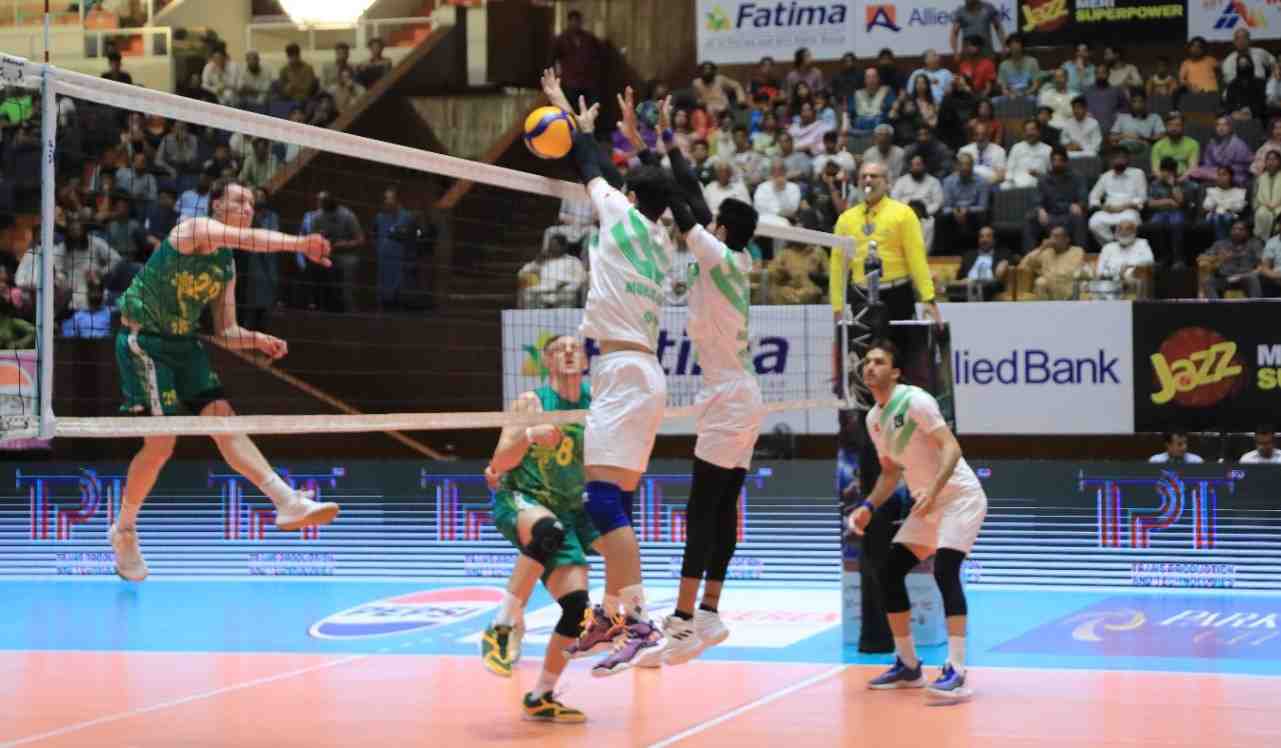 Pakistan surprise Australia 3-0 to earn lead in 3-match volleyball Series