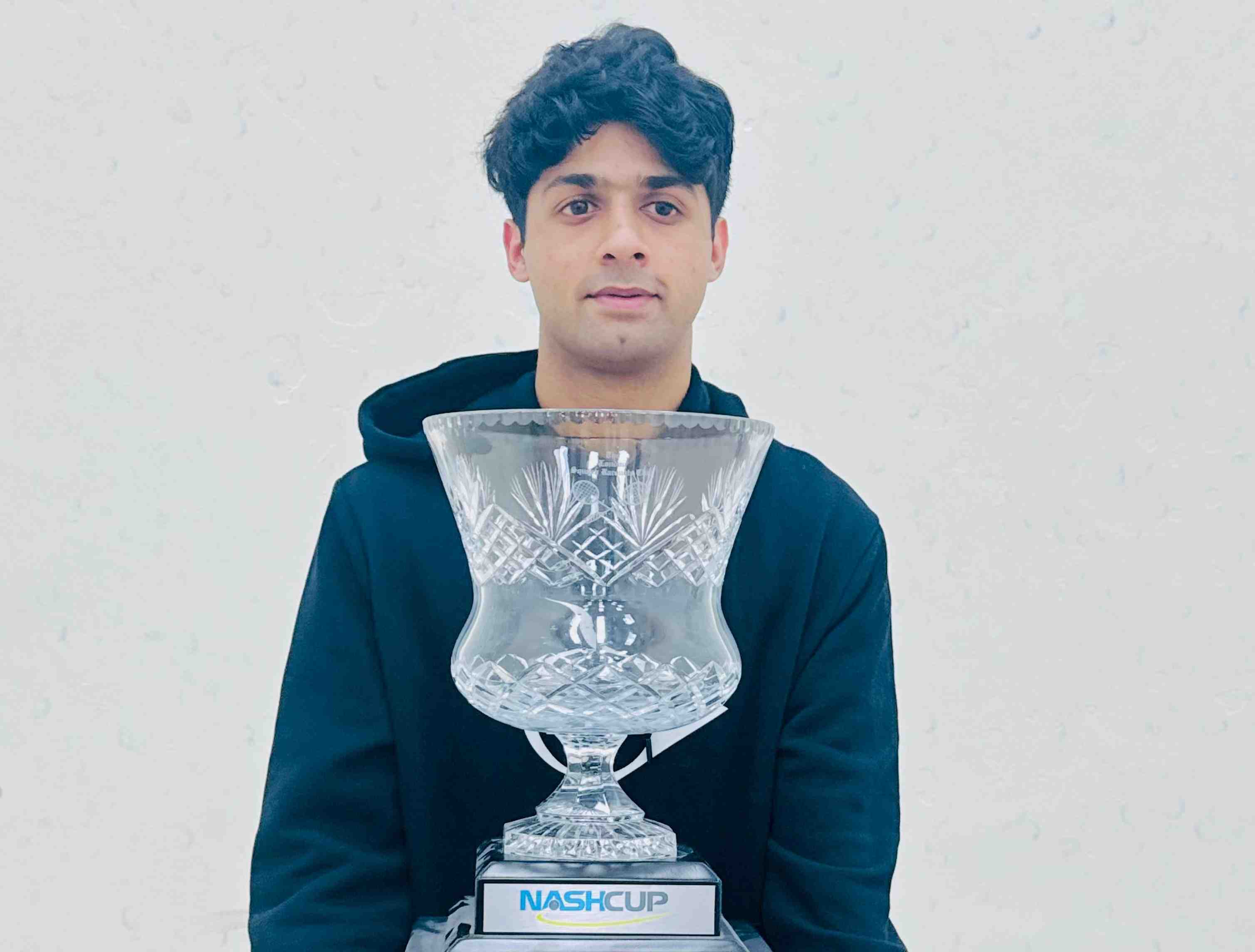 DG PSB Yasir Pirzada felicitates Noor Zaman on winning NASH Cup