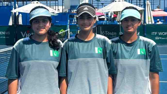 Pakistan Beat Nepal 2-1 to Qualify for Top 8