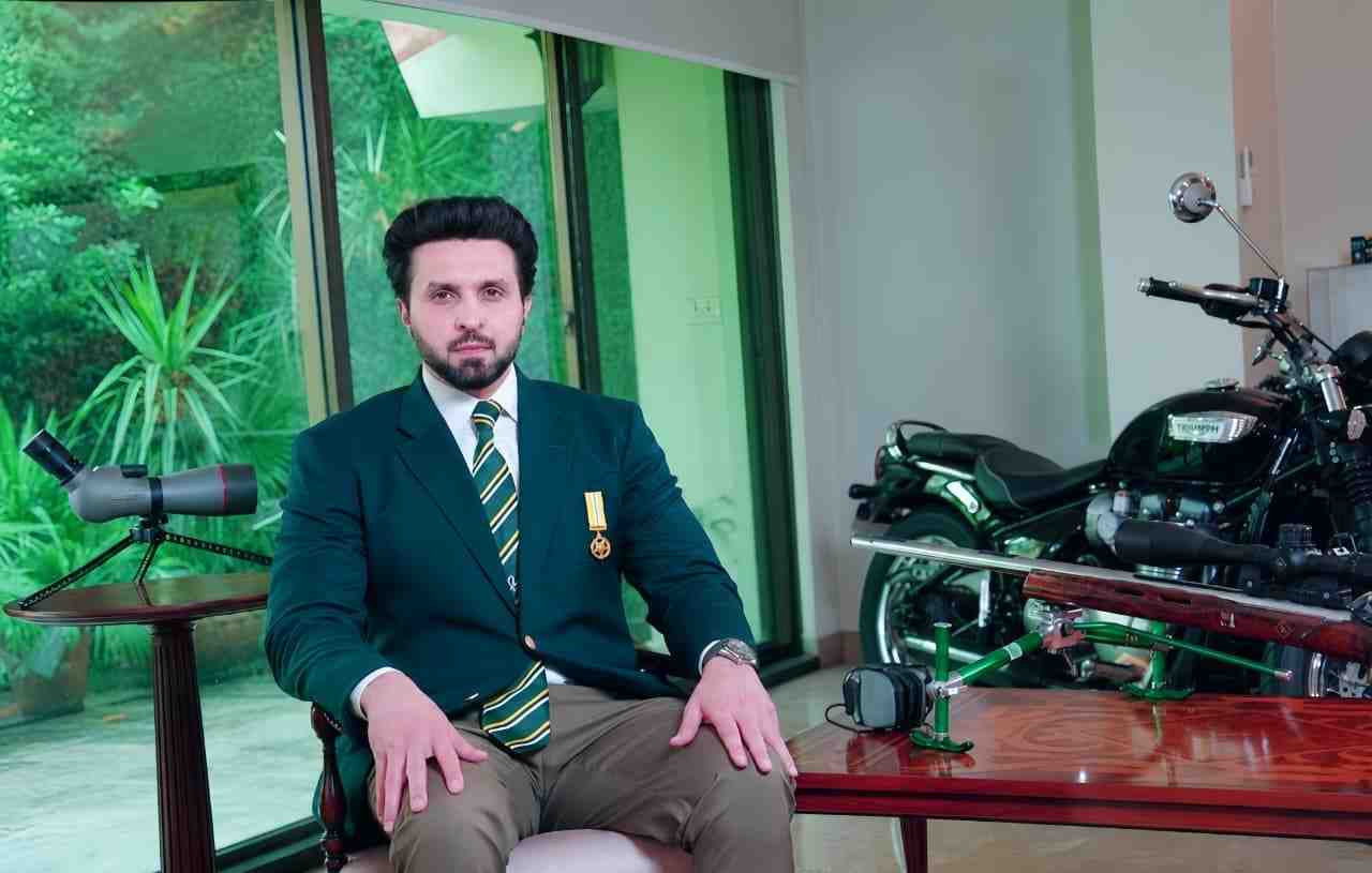 Mohsin dedicates Tamgha-e-Imtiaz to PLRA Patron Field Marshal Asim Munir