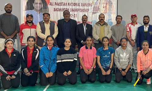 National Ranking Badminton: 8 ladies move into the quarterfinal